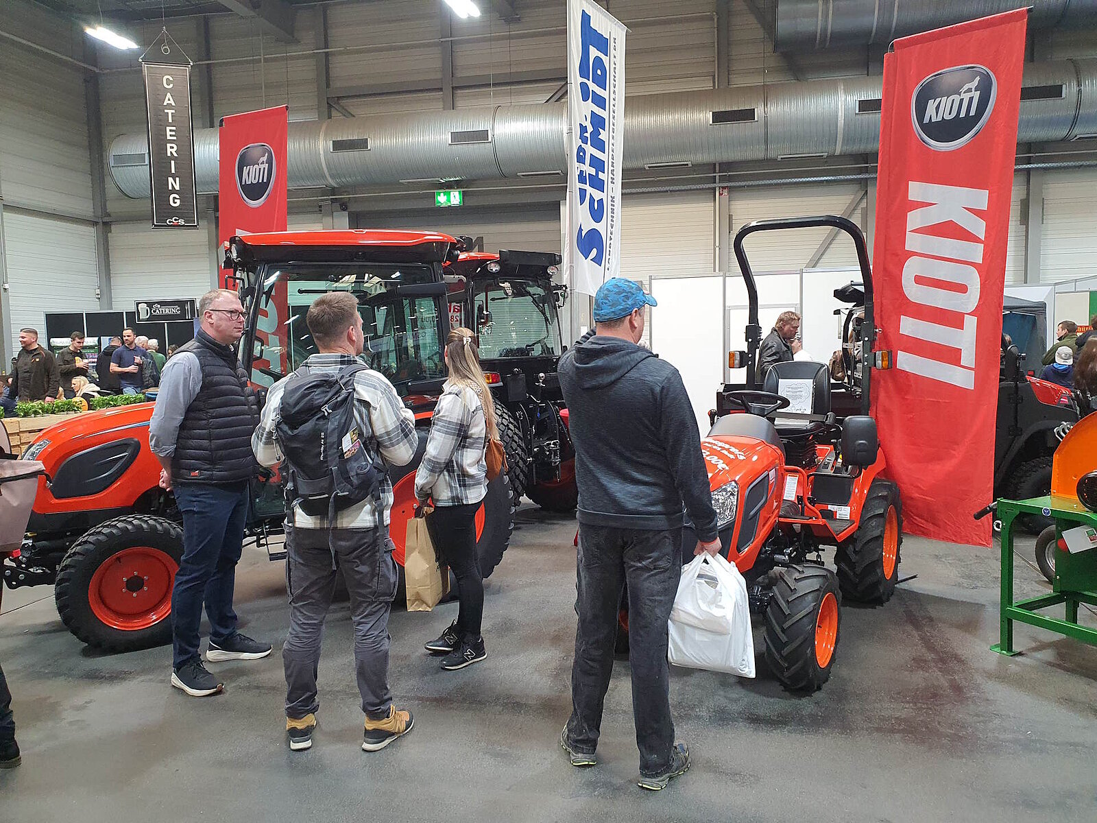 Präsentation der KIOTI-Traktoren